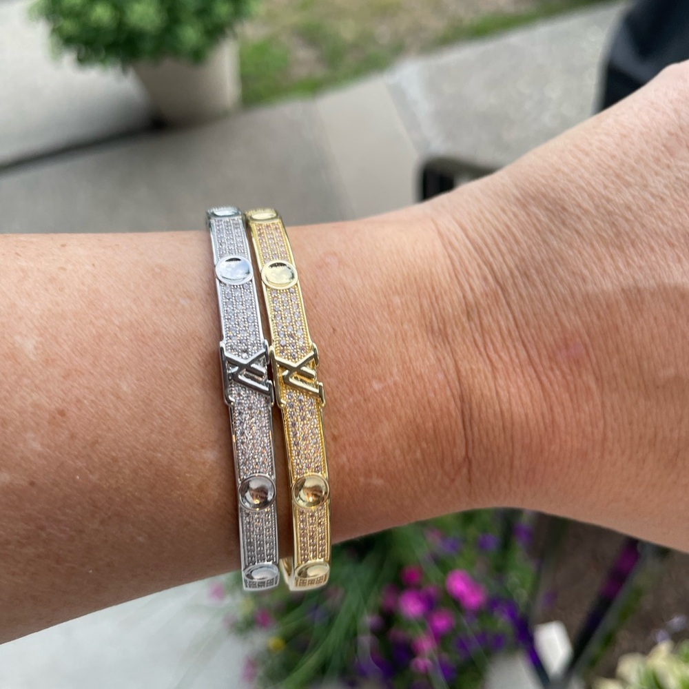 NEW FASHION LV EMPREINTE SILVER CRYSTAL BANGLE BRACELET - Picture 6 of 16